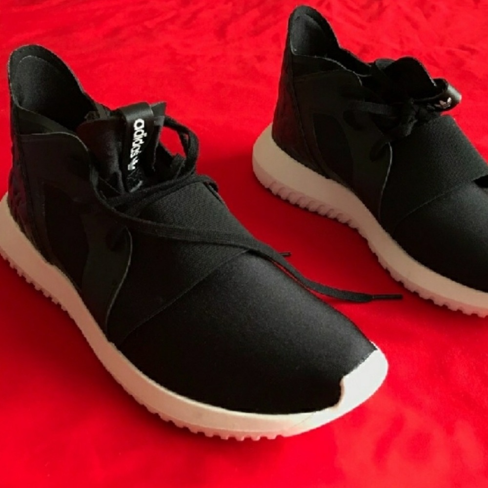 Black Adidas Tubular Defiant Shoe - Picture 4 of 6